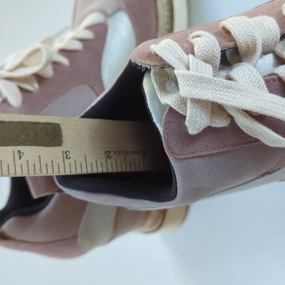Mi im, Dusty Rose hidden wedge sneaker. Size 8 - Picture 7 of 11